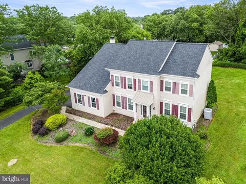 490 Schindler Dr, Yardley, PA 19067