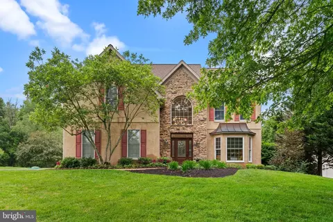 14 Leapson Ln, Doylestown, PA 18901