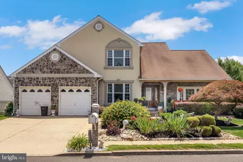 2404 Elfreths Aly, Bensalem, PA 19020