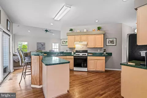1720 Hampton Dr, Jamison, PA 18929 photo 5