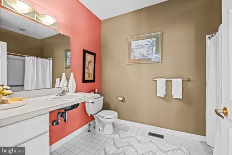 1720 Hampton Dr, Jamison, PA 18929 photo 17