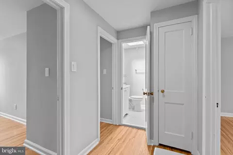 Entry Way - 814 4th Ave, Bristol, PA 19007 photo 2 of 2