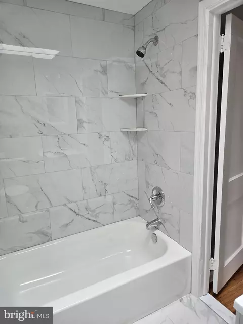 Bath - 814 4th Ave, Bristol, PA 19007 photo 2 of 2
