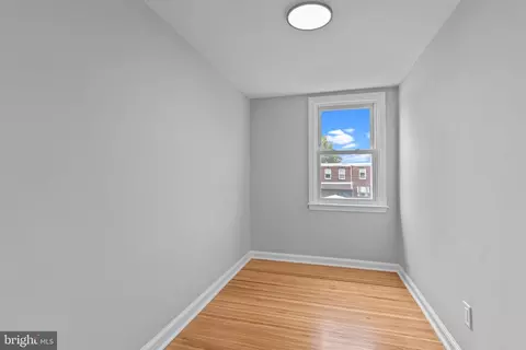 Bedroom - 814 4th Ave, Bristol, PA 19007 photo 3 of 4