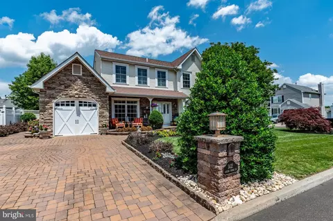 1421 Custom House Sq, Bensalem, PA 19020