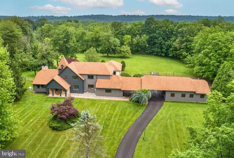 125 Edison Furlong Rd, Doylestown, PA 18901