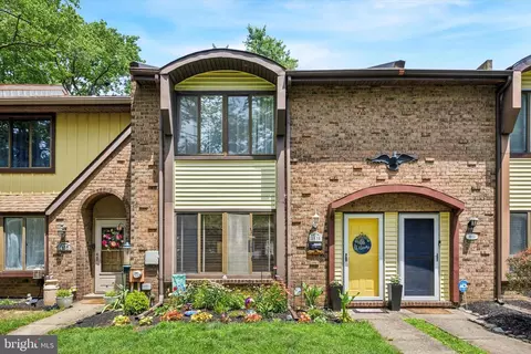 1035 Bedlington Pl, Bensalem, PA 19020