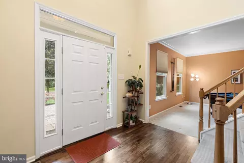 Entry Way - 114 Pine Ln E, Yardley, PA 19067 photo 3 of 11
