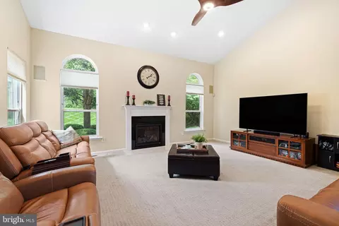 Living - 114 Pine Ln E, Yardley, PA 19067 photo 1 of 1