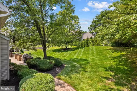 Exterior - 114 Pine Ln E, Yardley, PA 19067 photo 5 of 7