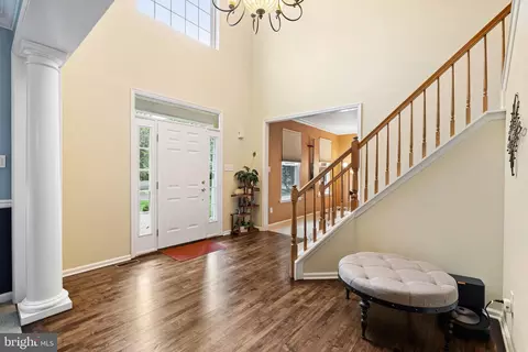 Entry Way - 114 Pine Ln E, Yardley, PA 19067 photo 2 of 11