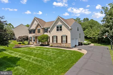 Exterior - 114 Pine Ln E, Yardley, PA 19067 photo 3 of 7