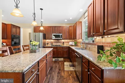 Kitchen - 114 Pine Ln E, Yardley, PA 19067 photo 2 of 4