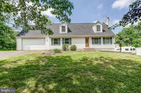 1630 Park Ave, Sellersville, PA 18960