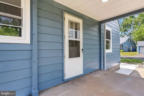 3540 Snowden Ave, Bristol, PA 19007