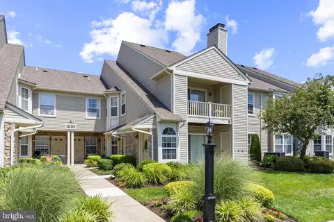 307 Bedford Ct, Quakertown, PA 18951
