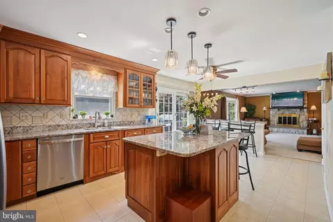 Kitchen - 1449 Windrow Ln, Yardley, PA 19067 photo 1 of 4