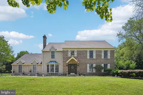 Exterior - 1449 Windrow Ln, Yardley, PA 19067 photo 10 of 16