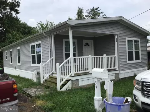 59 Harrison Dr, Fairless Hills, PA 19030