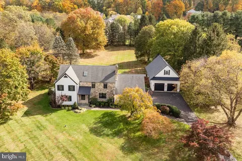 5978 Shetland Dr, Doylestown, PA 18902