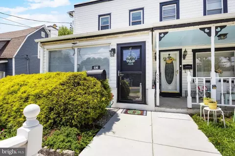 696 Bellevue Ave, Penndel, PA 19047