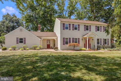 106 Mill Creek Rd, Holland, PA 18966