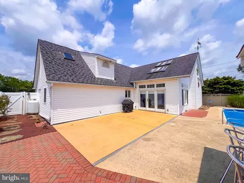 64 Long Loop Rd, Levittown, PA 19056 photo 31