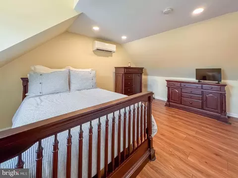 64 Long Loop Rd, Levittown, PA 19056 photo 36