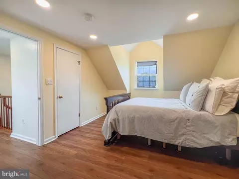 64 Long Loop Rd, Levittown, PA 19056 photo 37
