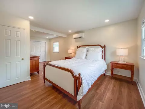 64 Long Loop Rd, Levittown, PA 19056 photo 18
