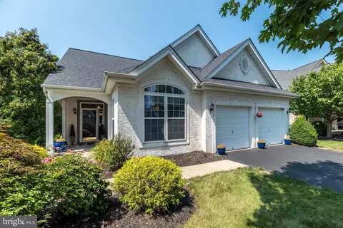 418 Homestead Cir, Warrington, PA 18976