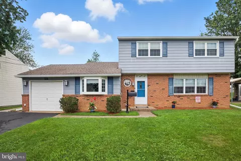 124 Wallace Dr, Warminster, PA 18974
