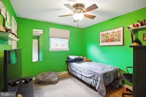 Bedroom - 124 Wallace Dr, Warminster, PA 18974 photo 3 of 4
