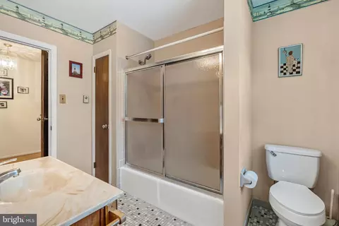 33 Squirrel Rd, Doylestown, PA 18901 photo 24
