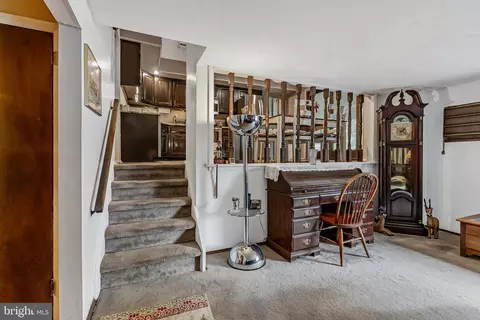 33 Squirrel Rd, Doylestown, PA 18901 photo 9