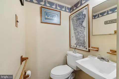33 Squirrel Rd, Doylestown, PA 18901 photo 5