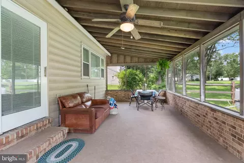 33 Squirrel Rd, Doylestown, PA 18901 photo 29