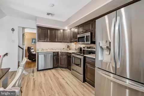 33 Squirrel Rd, Doylestown, PA 18901 photo 11