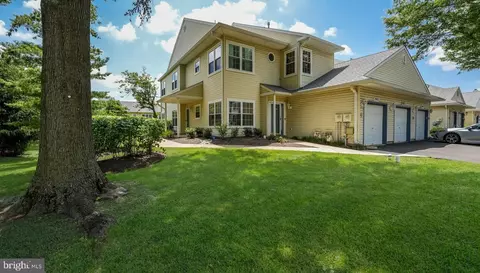 2001 Waterford Rd #76, Yardley, PA 19067