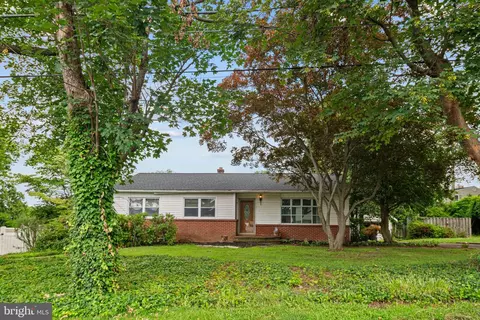 1942 Scott St, Feasterville Trevose, PA 19053