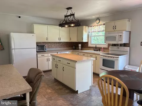 Kitchen - 357 Beech St, Warminster, PA 18974 photo 1 of 6