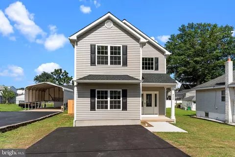 2823 Avenue E, Levittown, PA 19056