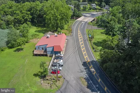 9755 Easton Rd, Ottsville, PA 18942