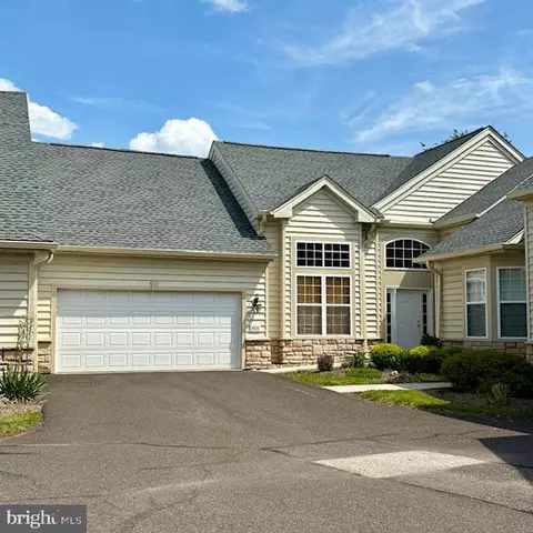 1806 Regency Ct, Warrington, PA 18976