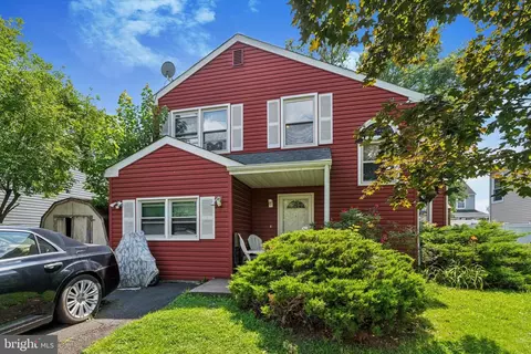 62 Whethersfield Cir, Telford, PA 18969