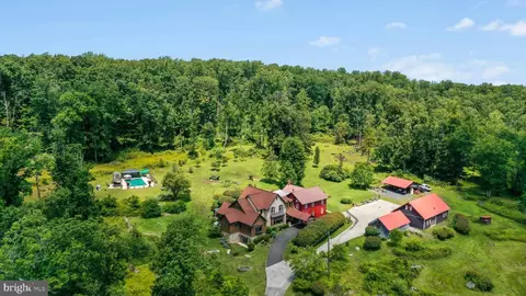 1305 Ridge Valley Rd, Sellersville, PA 18960