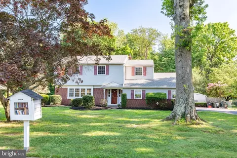 110 Austin Dr, Holland, PA 18966