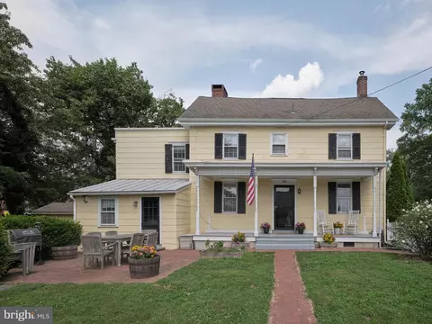 226 Court St, Newtown, PA 18940