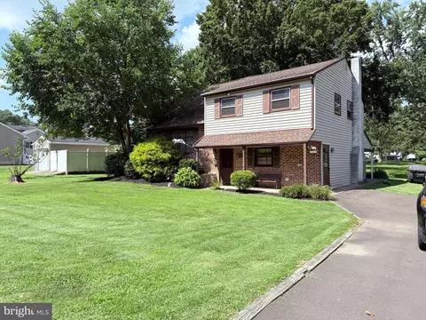 324 Eastwood Ave, Feasterville Trevose, PA 19053