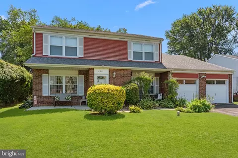 4517 Winding Brook Dr, Bensalem, PA 19020